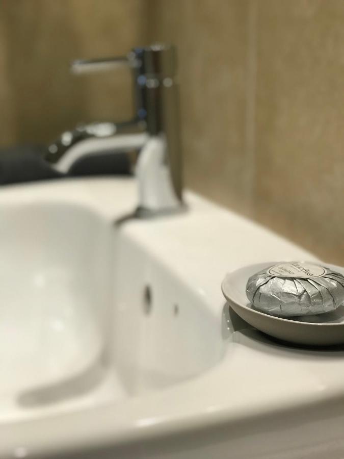 Key & Flowers - Kensington Residence 1 لندن المظهر الخارجي الصورة